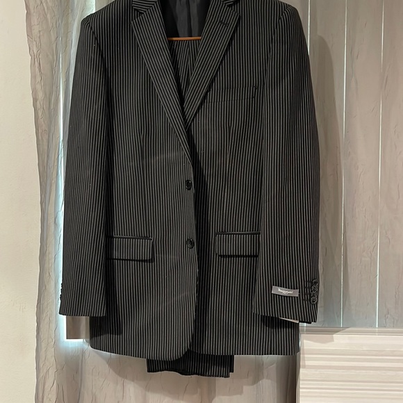 massarotti grey striped suit and pants size 38R